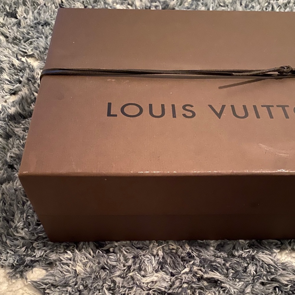 Authentic Louis Vuitton Box - Picture 4 of 6